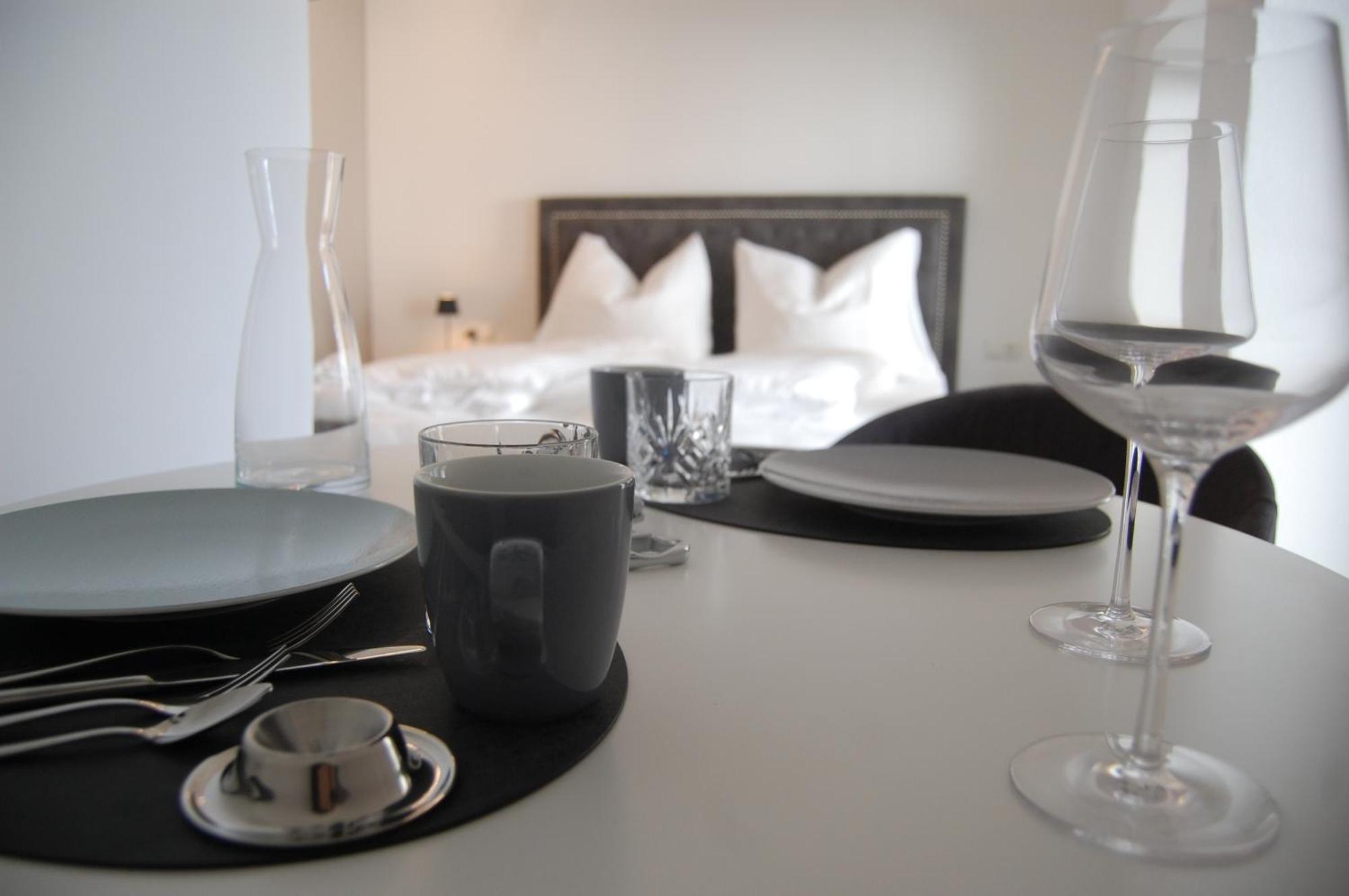 Aparthotel Myquartier Luxury Hideaways Innsbruck Esterno foto